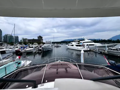 Pre-Owned 2021 Prestige yachts 520 Fly for Sale | Vancouver, BC | M&P Yacht Centre | 6a89202d2ef704f9af004a81