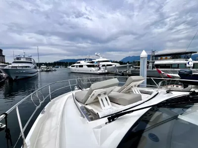 Pre-Owned 2021 Prestige yachts 520 Fly for Sale | Vancouver, BC | M&P Yacht Centre | 6a89202d2ef704f9af004a81