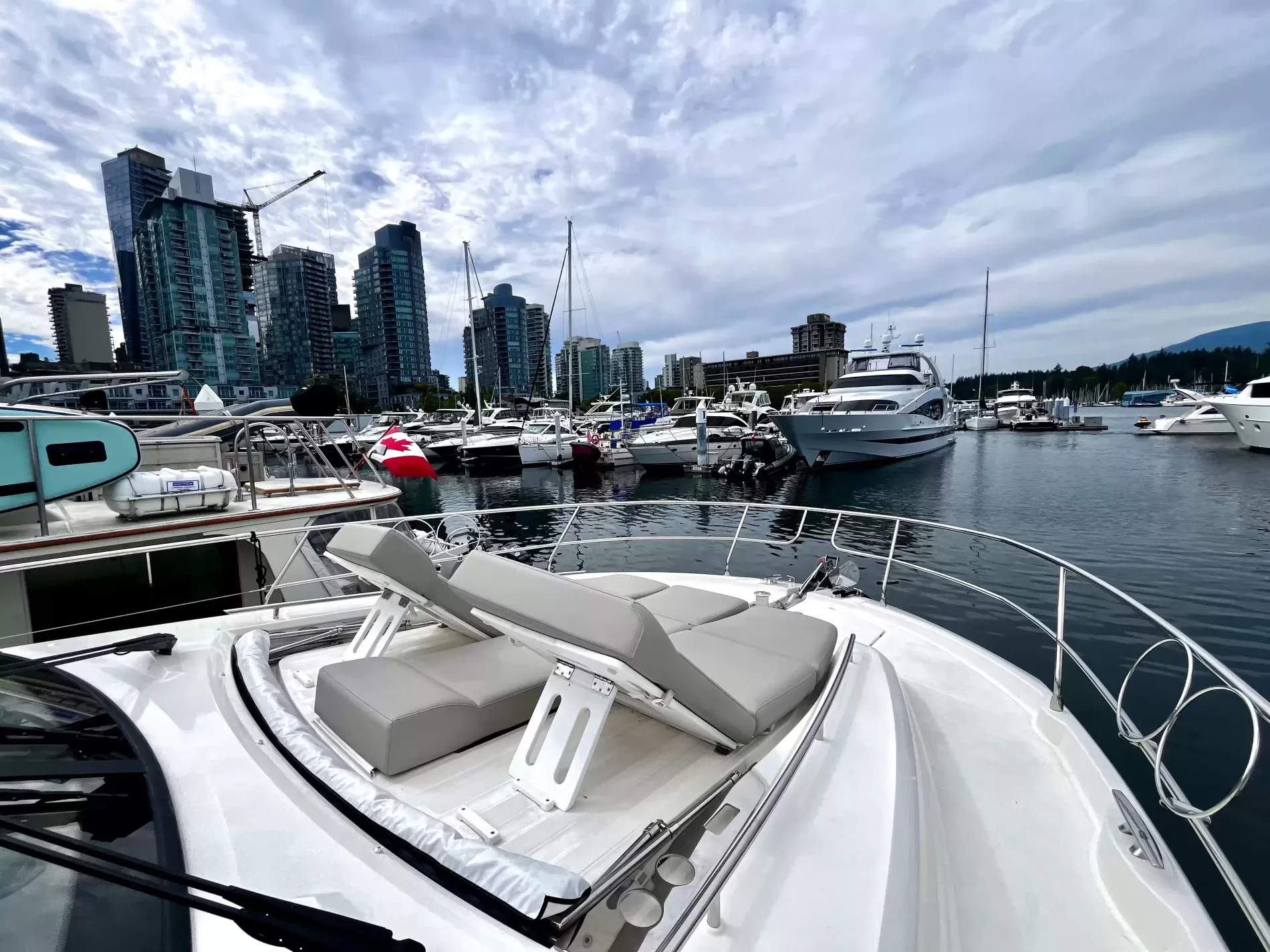 Pre-Owned 2021 Prestige yachts 520 Fly for Sale | Vancouver, BC | M&P Yacht Centre | 6a89202d2ef704f9af004a81
