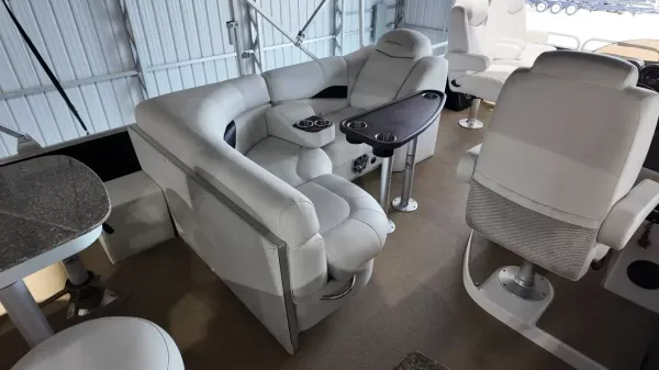 2014 Aqua patio 240 CB-44