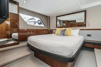 Pre-Owned 2015 Princess V52 for Sale | Vancouver, BC | M&P Yacht Centre | 6a892bed1db46488f4024a83