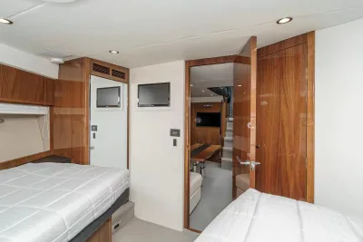 Pre-Owned 2015 Princess V52 for Sale | Vancouver, BC | M&P Yacht Centre | 6a892bed1db46488f4024a83