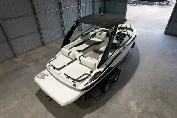 2017 Regal 2300-5