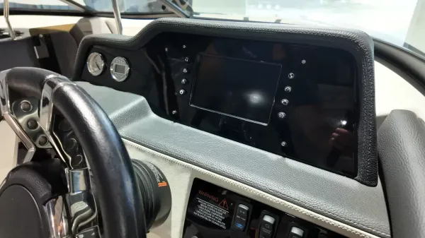 2017 Regal 2300-32