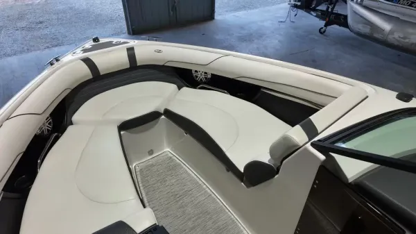 2017 Regal 2300-23