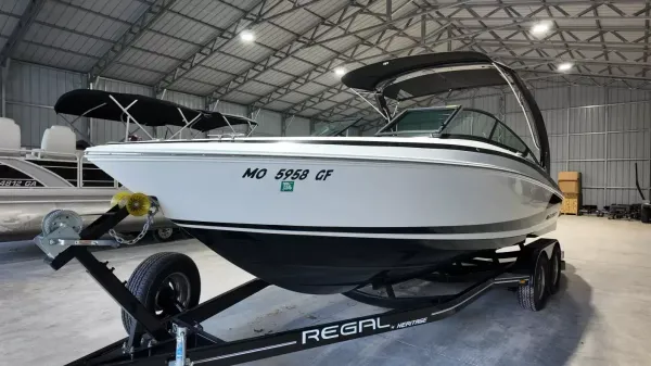 2017 Regal 2300-12