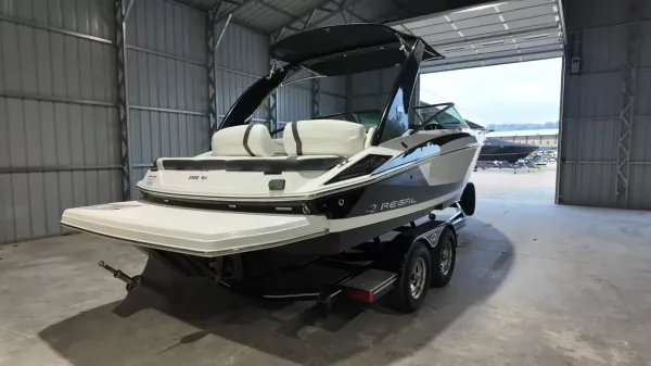 2017 Regal 2300-4