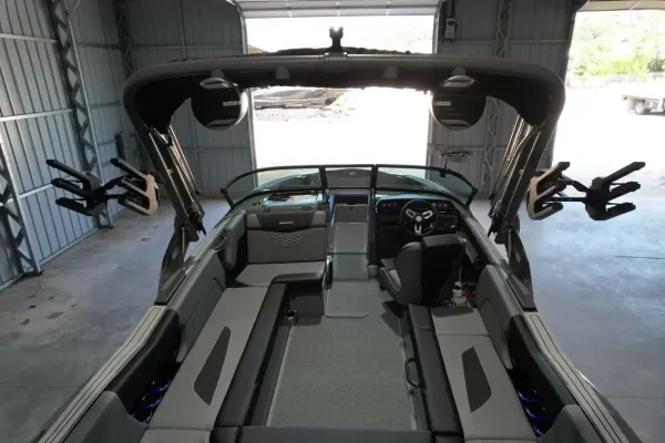 2027 Mastercraft NXT23-10