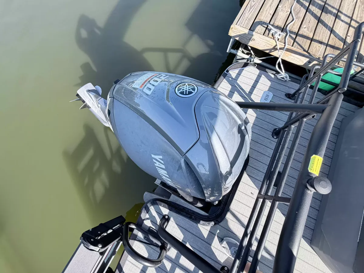 dummy-boat-img