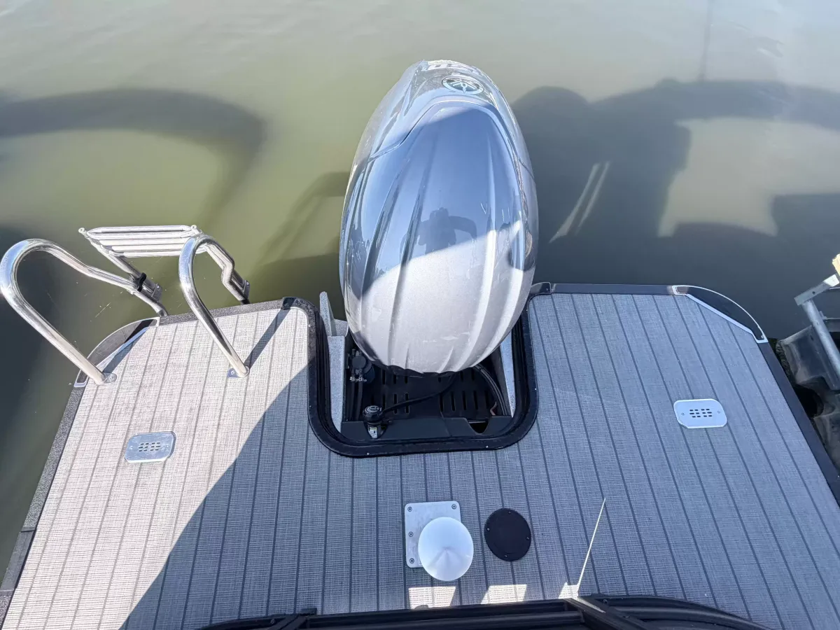 dummy-boat-img