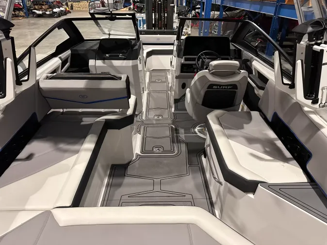 2022 Cobalt R6 Surf