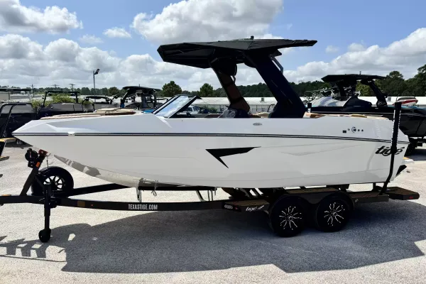 2027 Tige 22RZX-9