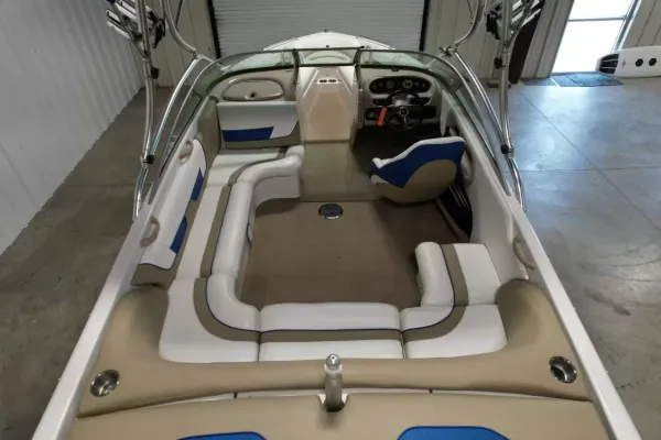 2000 Mastercraft Maristar 230-31