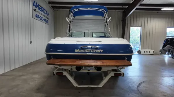 2000 Mastercraft Maristar 230-6