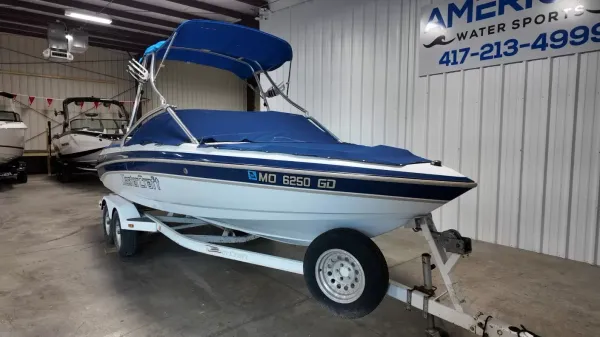 2000 Mastercraft Maristar 230-38