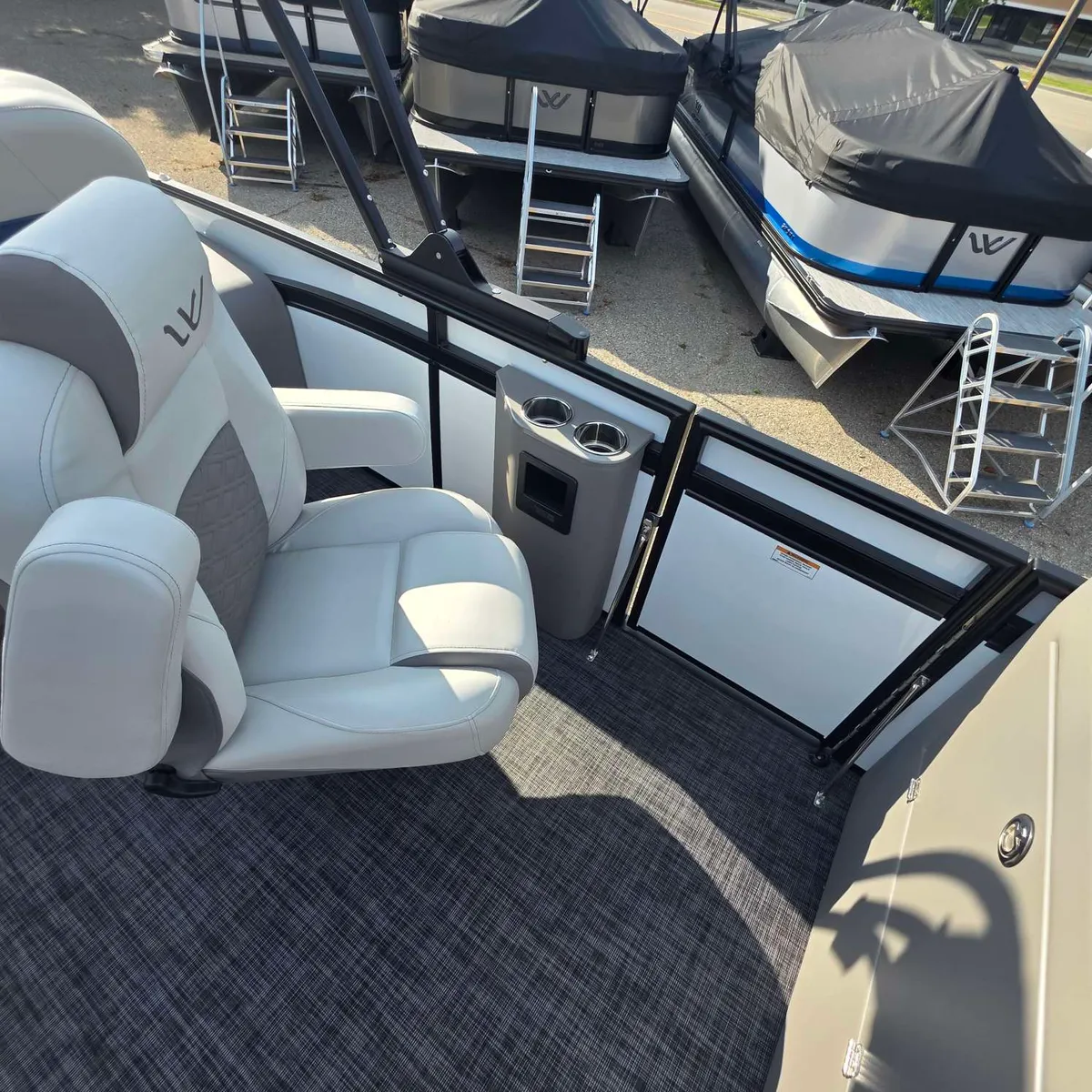 dummy-boat-img