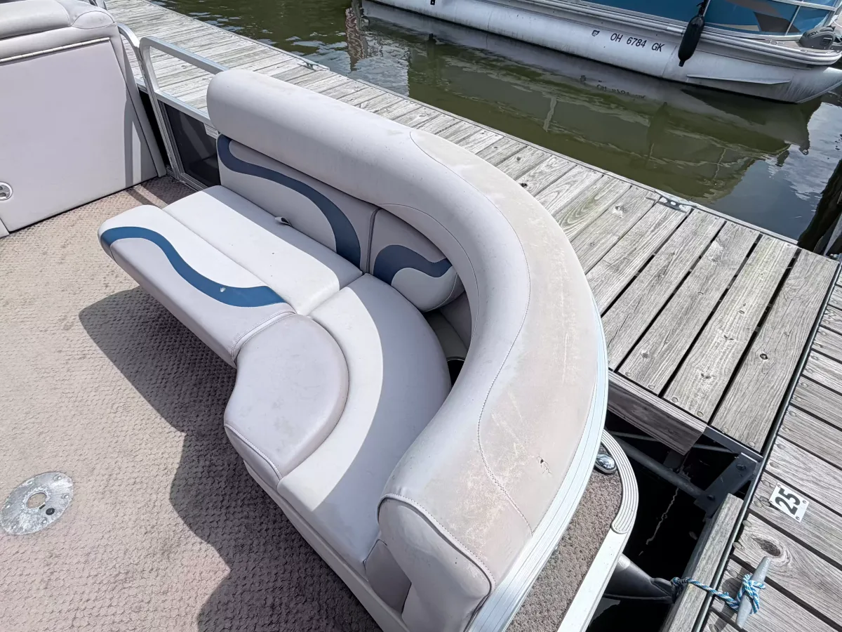 dummy-boat-img