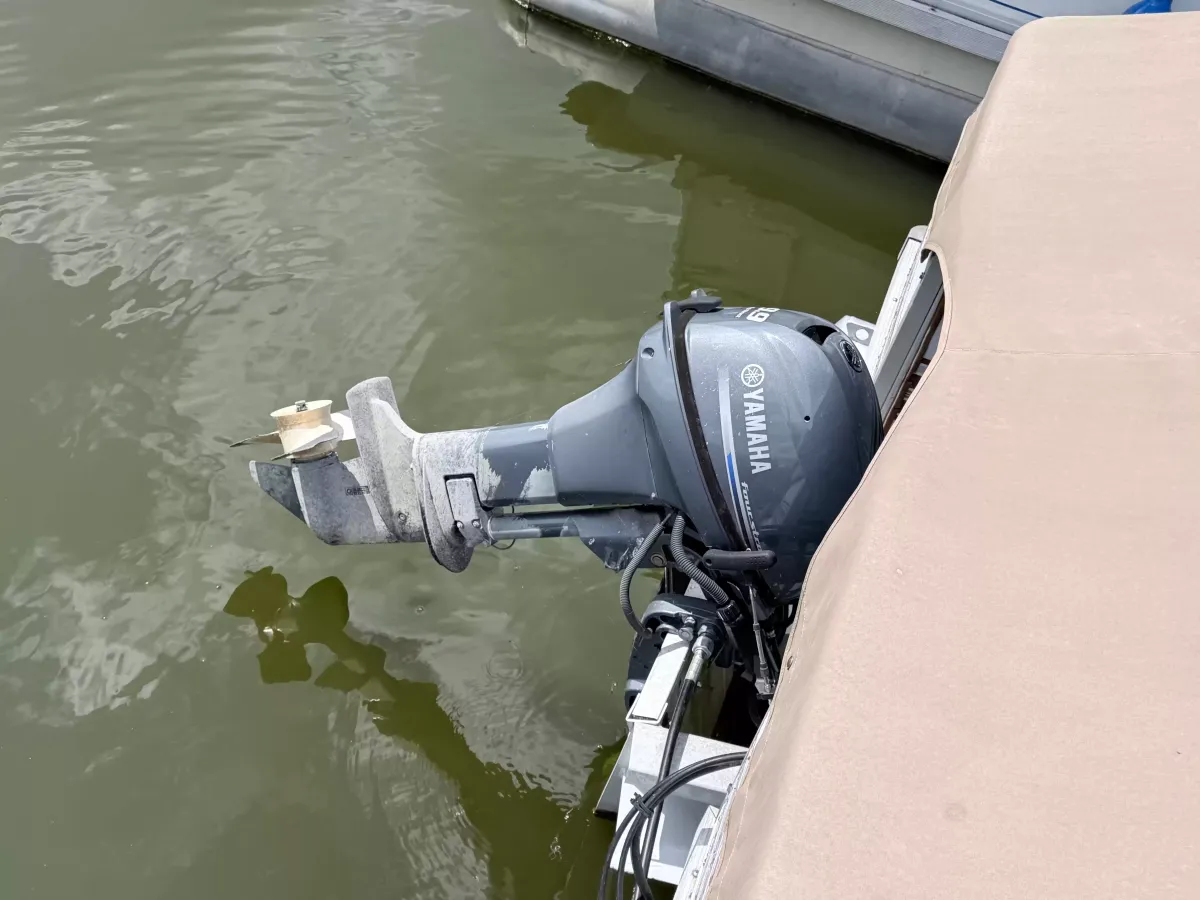 dummy-boat-img