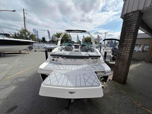 2026 Chaparral GT3 Surf-6