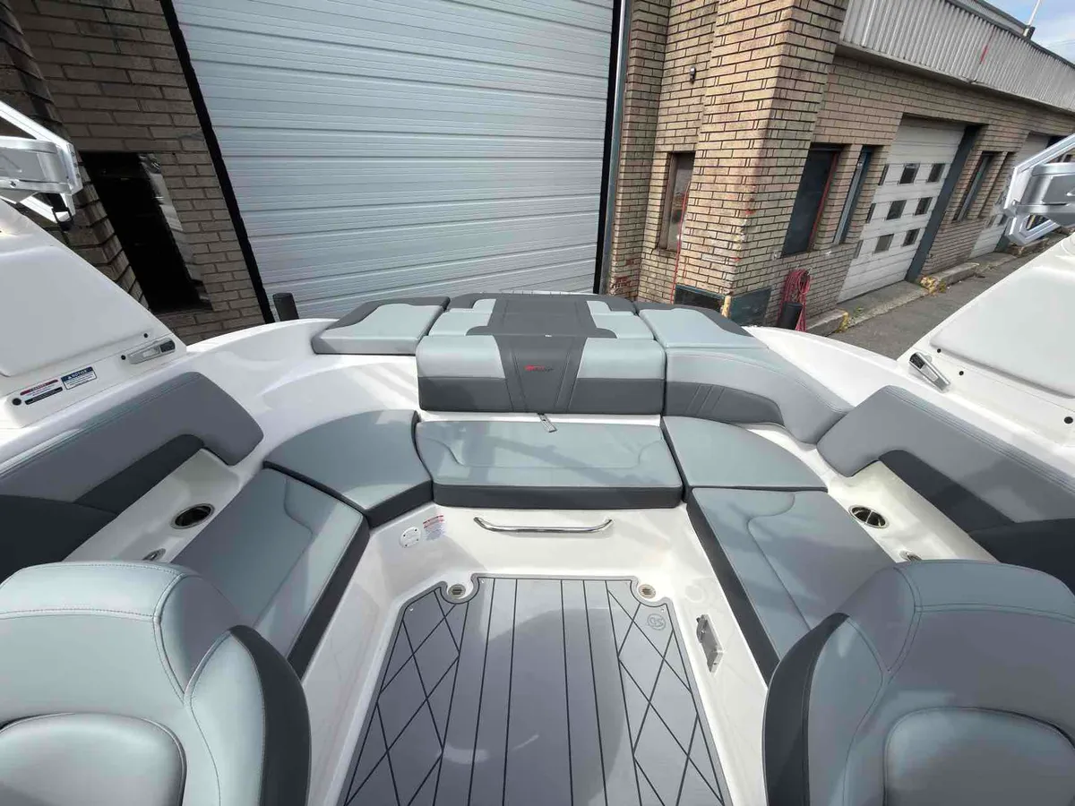 2026 Chaparral GT3 Surf-10