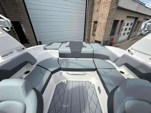 2026 Chaparral GT3 Surf-10