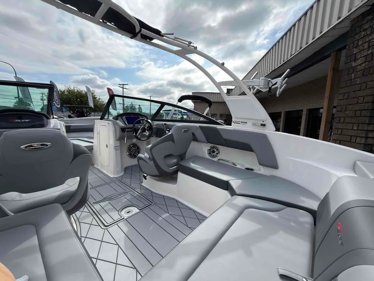 2026 Chaparral GT3 Surf-11