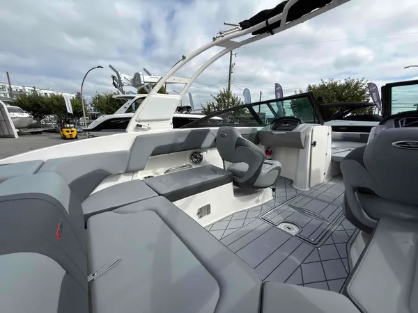 2026 Chaparral GT3 Surf-12