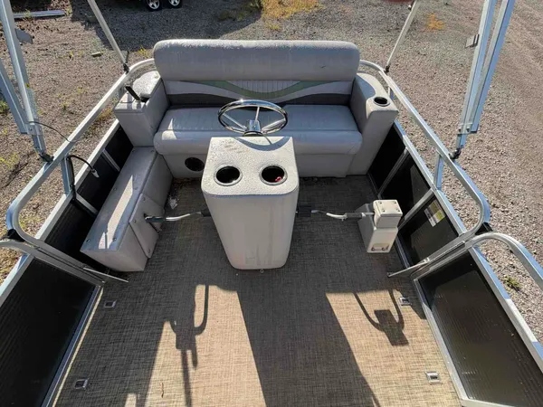 boat-detail-slider-thumb-6