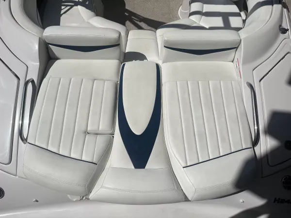 boat-detail-slider-thumb-4