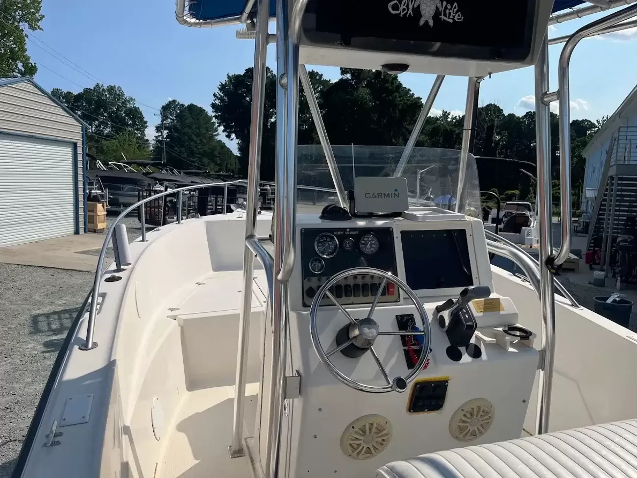 2001 Key West 2220 CC-11