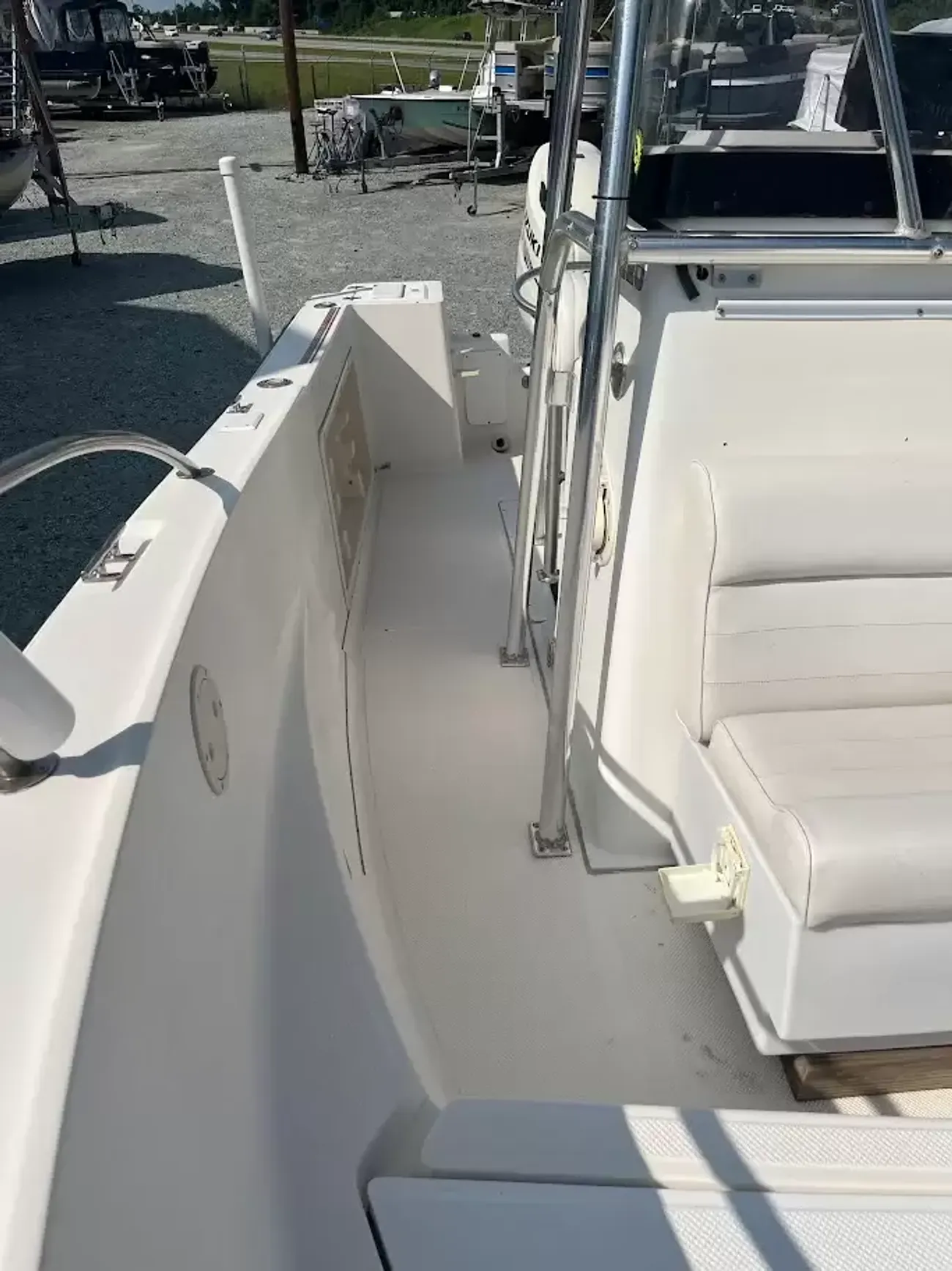 2001 Key West 2220 CC-16