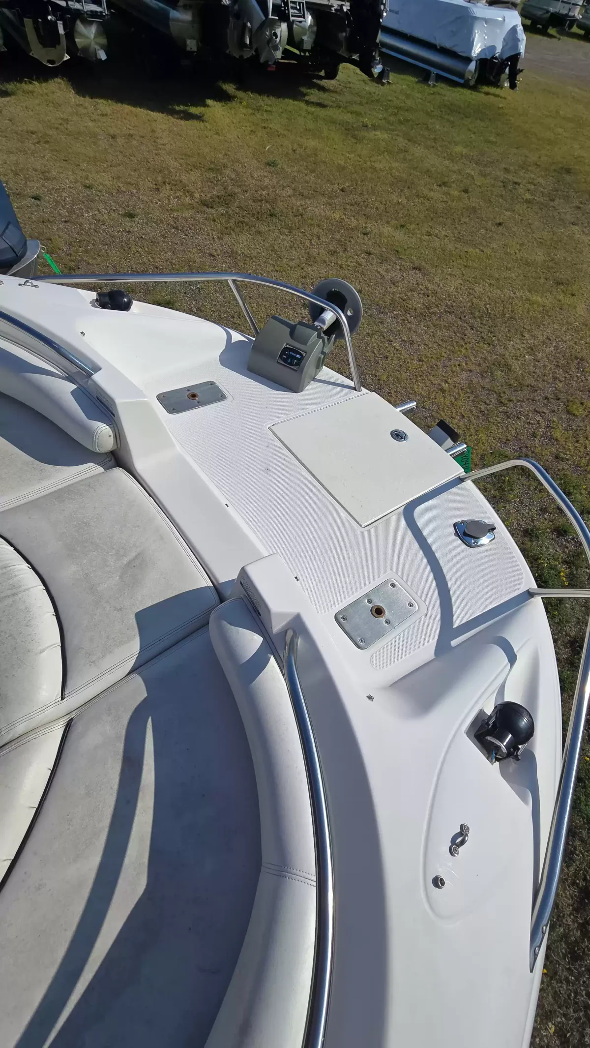 boat-carouselImage-image
