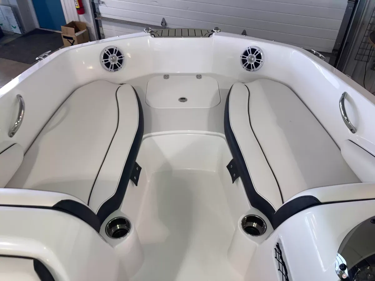 dummy-boat-img