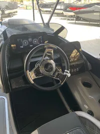 2027 Barletta Lusso 25M