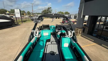 2019 Malibu WakeSetter 25 LSV-14