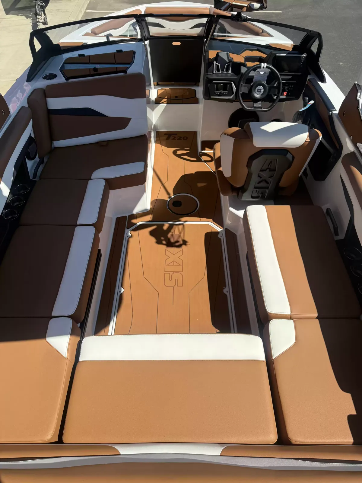 2026 Axis T220-8