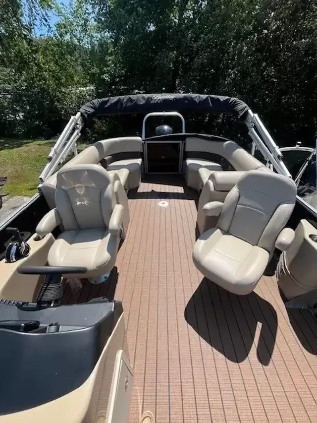 Boat Thumbnail 7
