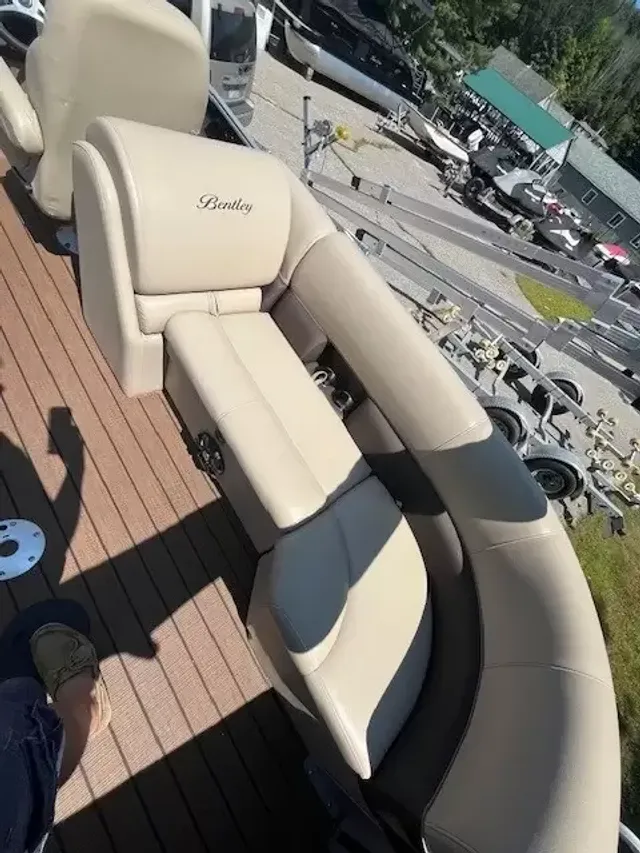 Boat Thumbnail 10