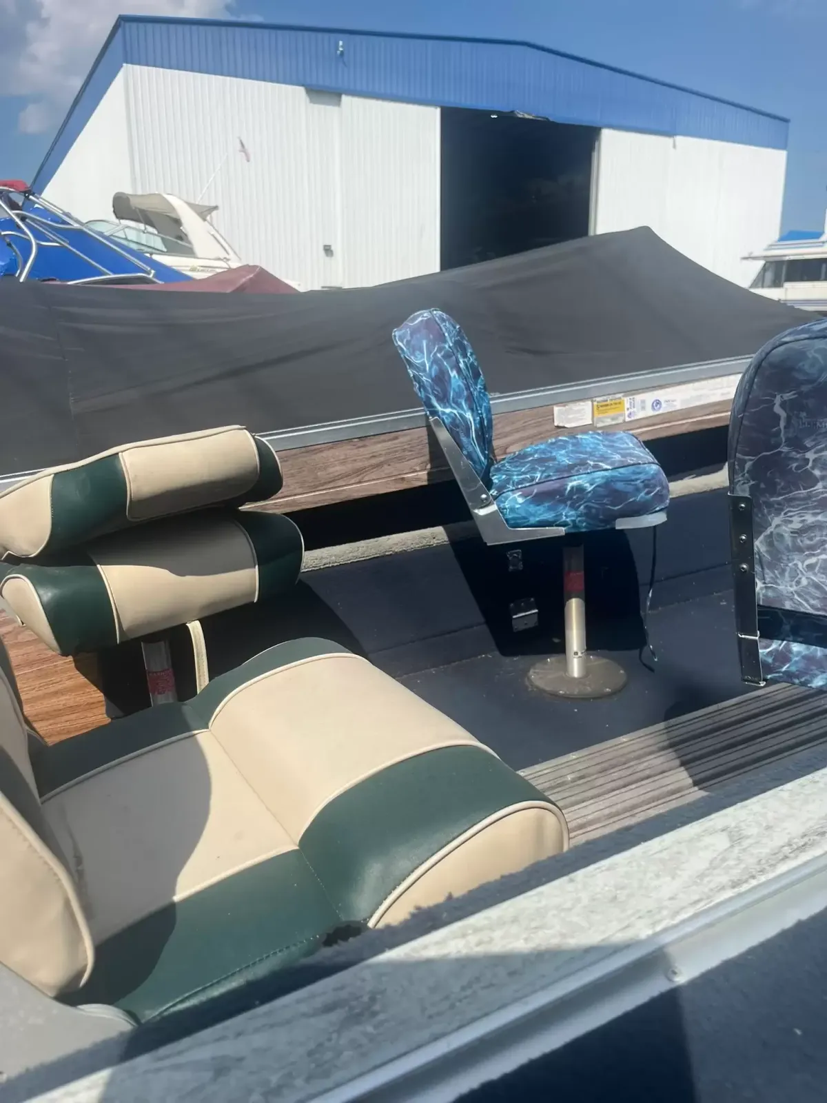 boat-carouselImage-image