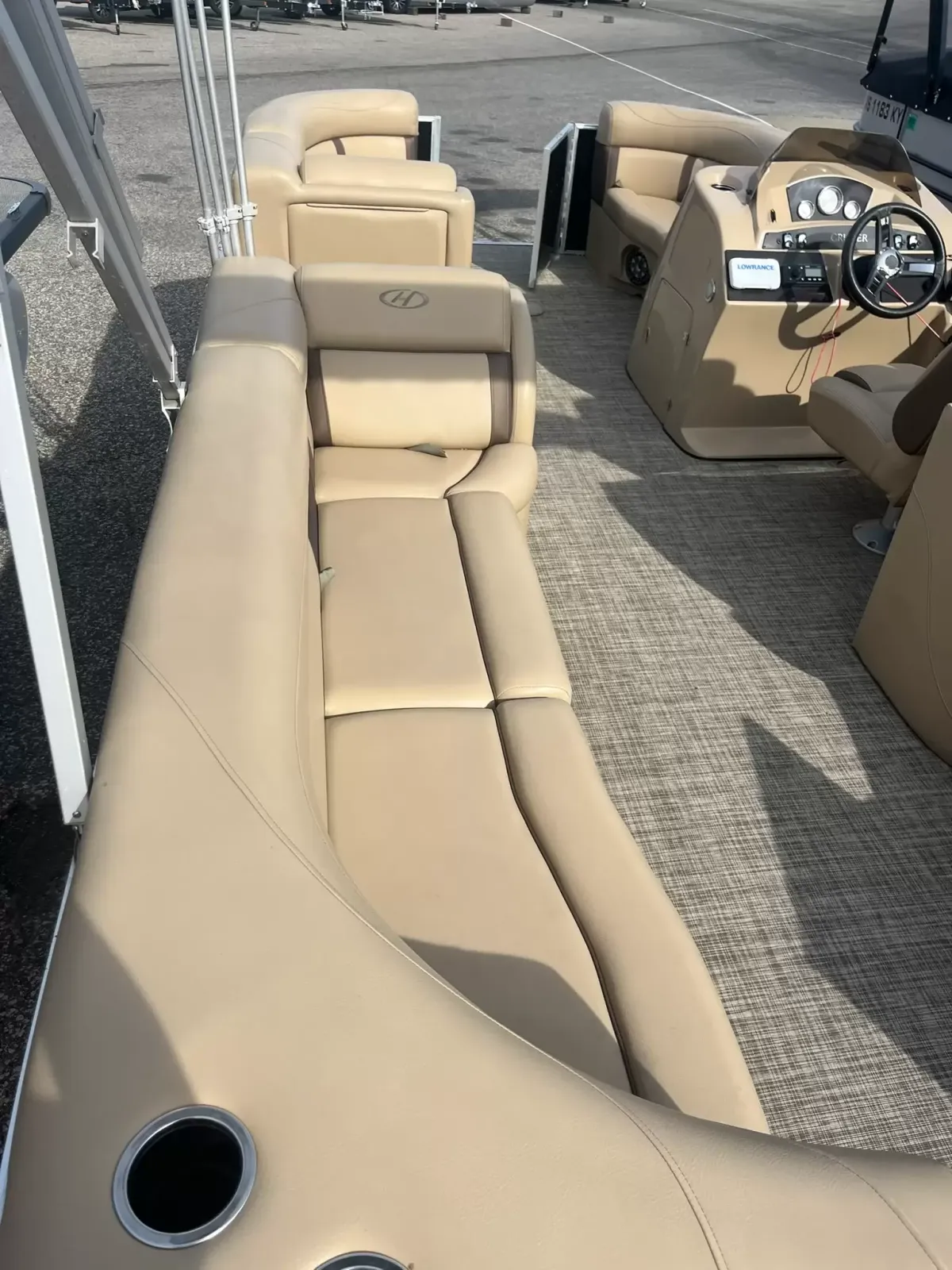 boat-carouselImage-image