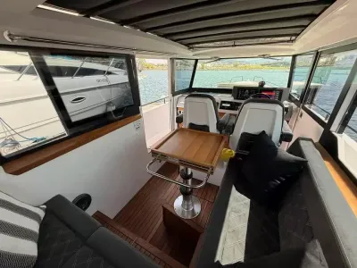 Pre-Owned 2017 Axopar 37 Cabin for Sale | Vancouver, BC | M&P Yacht Centre | 6a9650b77c5f0557810cce82
