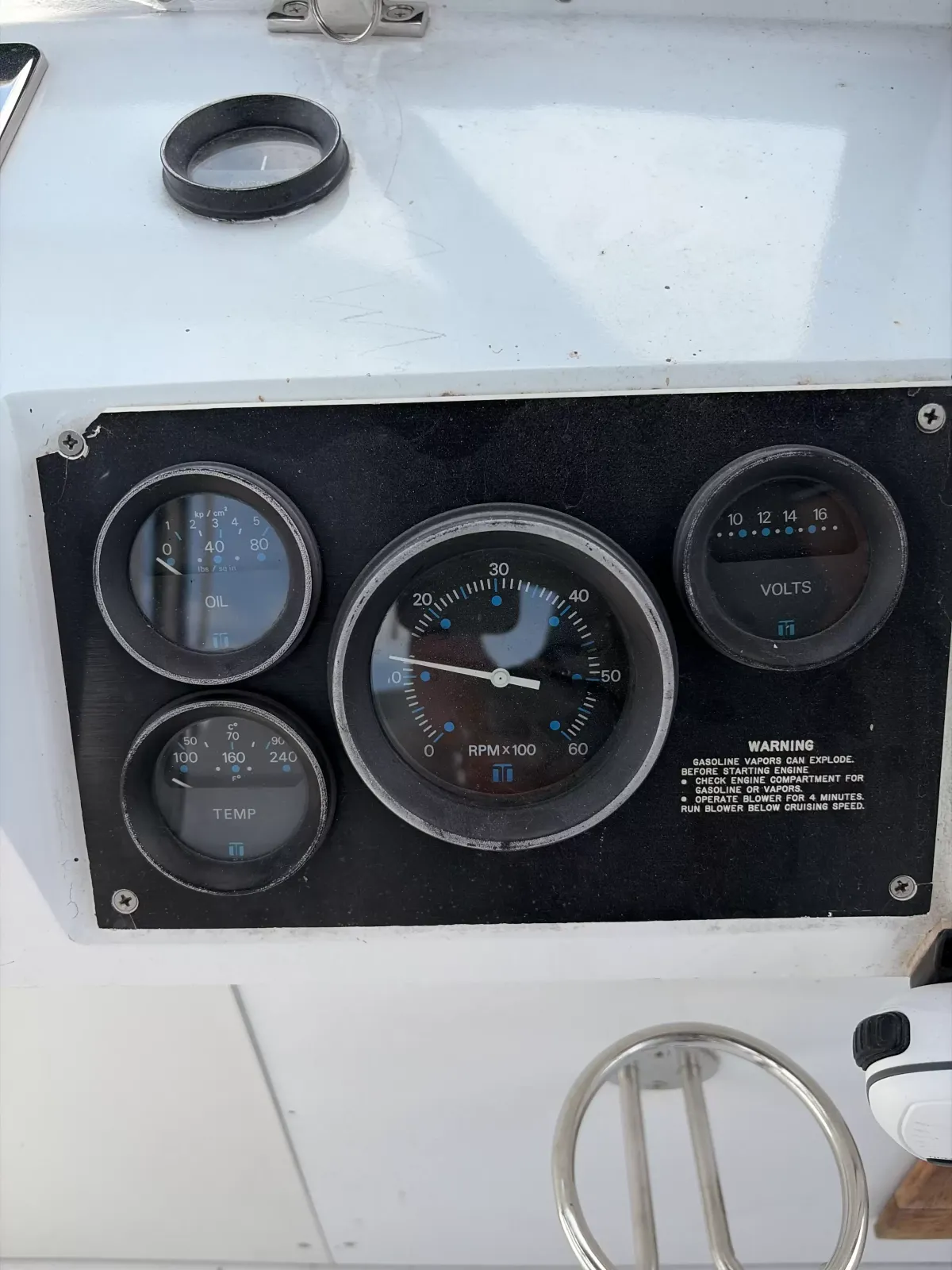 dummy-boat-img
