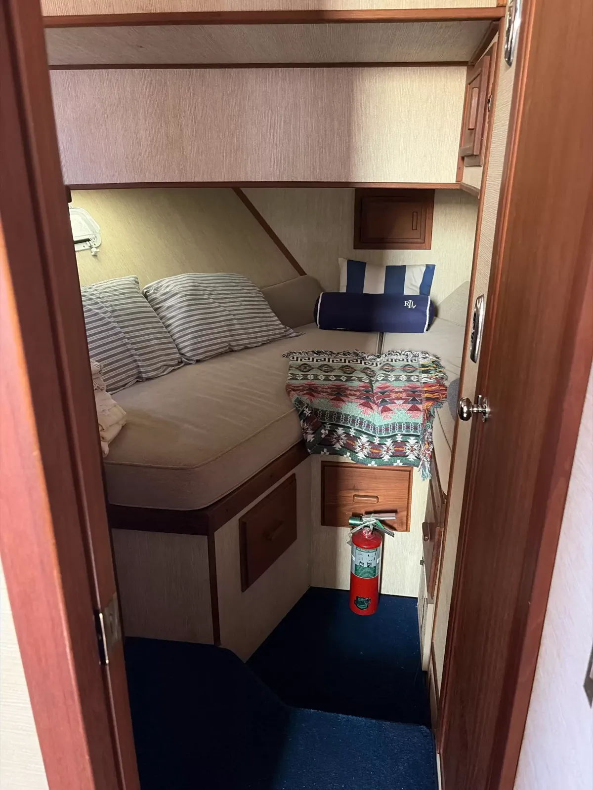 dummy-boat-img