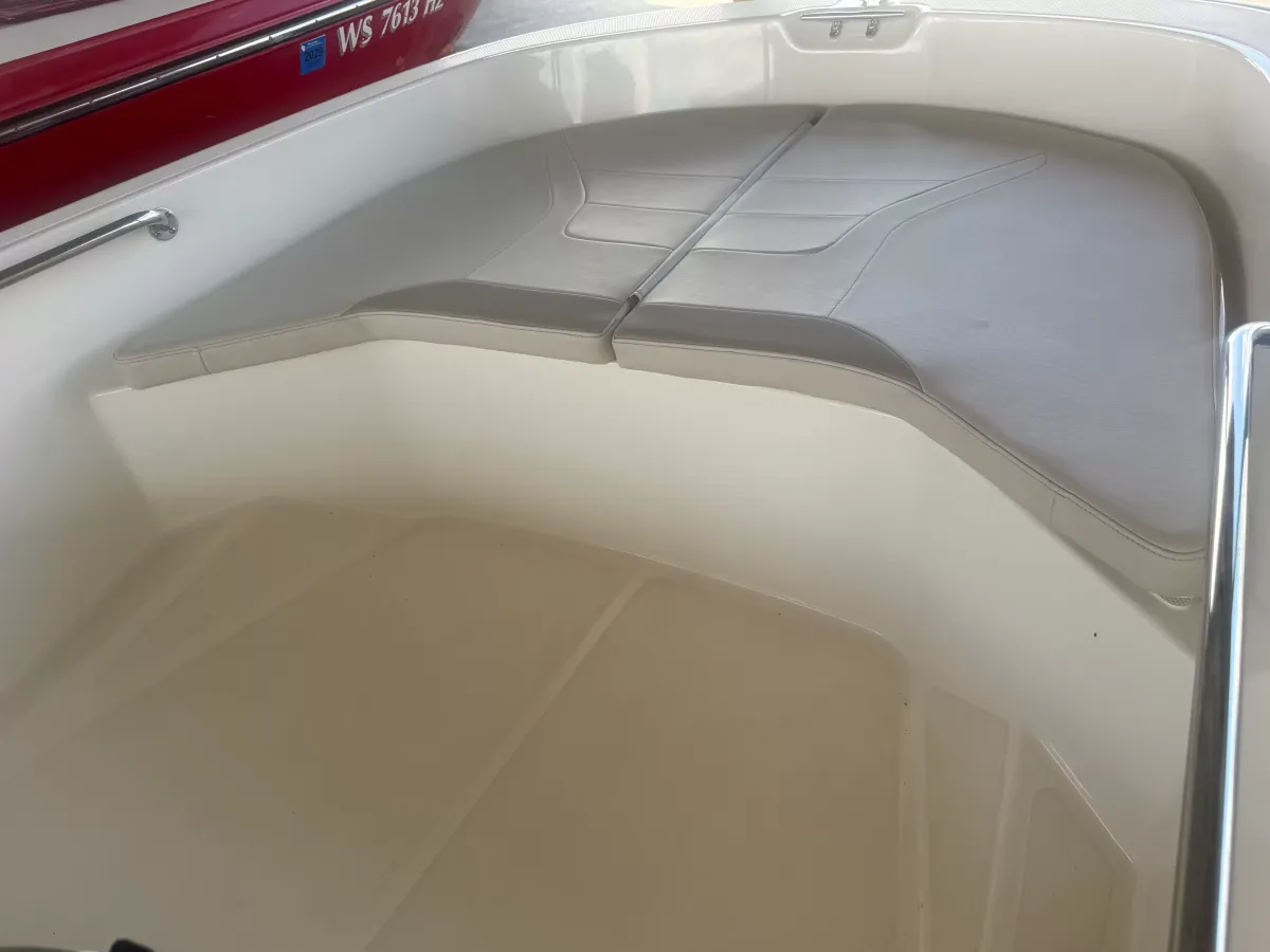 dummy-boat-img