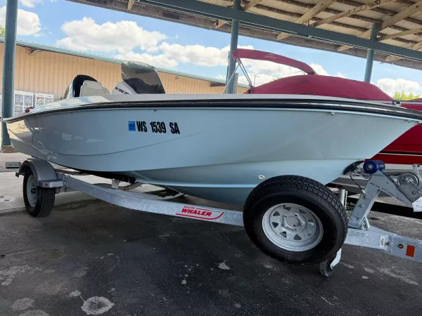 Boston Whaler 16SPT 2023-2