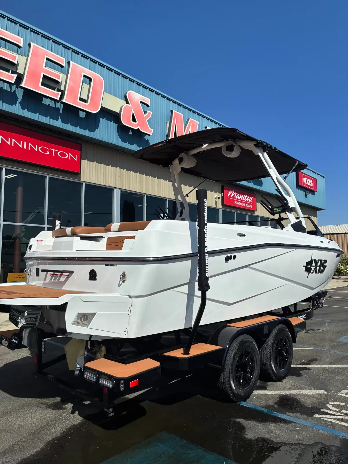2027 Axis T220-6
