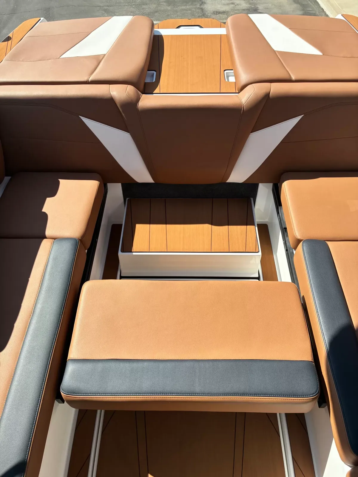 2027 Axis T220-13