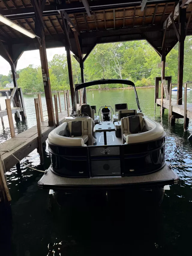 Boat Thumbnail 3