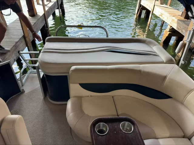 Boat Thumbnail 6