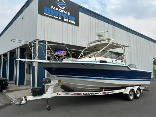 Bayliner Trophy 2352-1